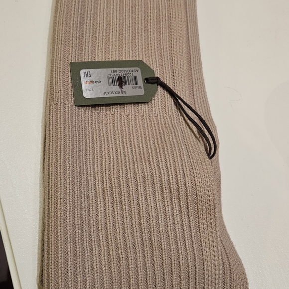 ALLSAINTS SCARF. - Picture 5 of 10